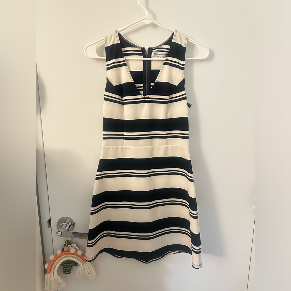 Abercrombie and Fitch Striped Dress Size Small